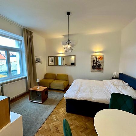 Modern Studio In The Heart Of The City ماريبور المظهر الخارجي الصورة